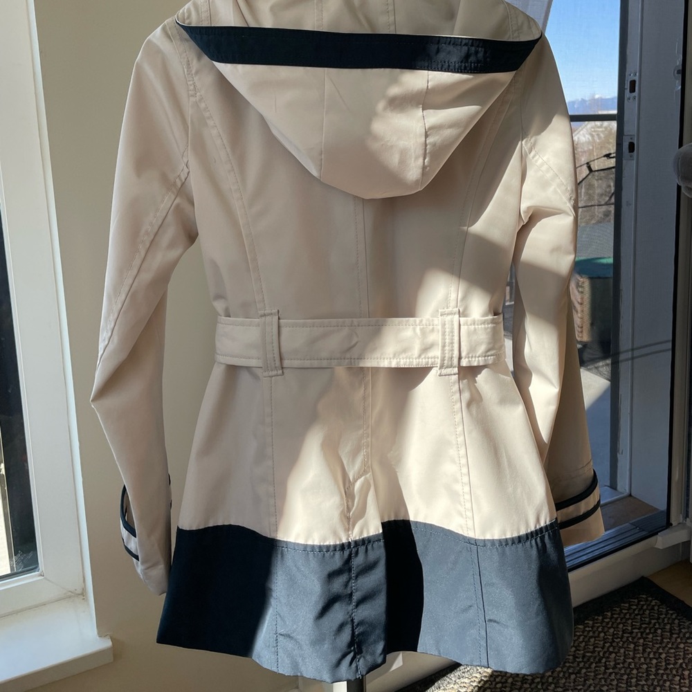 Esprit Light Jacket